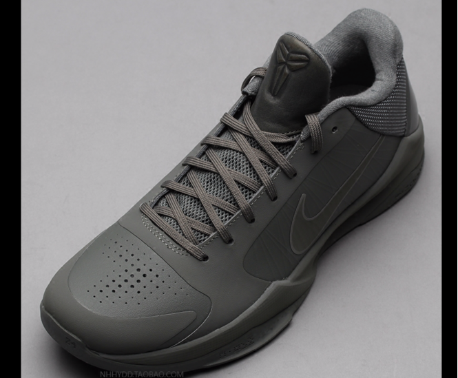 美国Nike灰绿中帮篮球鞋-44.5码  